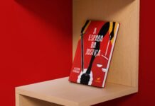 A Espada da Justiça: Humanidade no sistema judicial Espada da Justiça