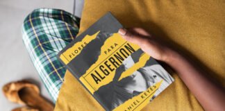 Flores para Algernon: Uma jornada pela inteligência humana Flores para Algernon