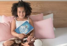 A menina que queria rodar a baiana celebra a cultura afro A menina que queria rodar a baiana