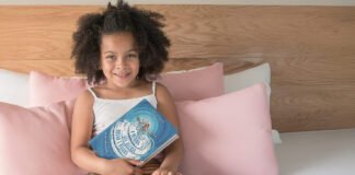 A menina que queria rodar a baiana celebra a cultura afro A menina que queria rodar a baiana