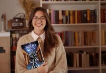 A Biblioteca das Histórias Não Contadas explora mundos A Biblioteca das Histórias Não Contadas