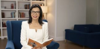 Entre Sonhos e Fronteiras: o custo humano da imigração ENTRE SONHOS E FRONTEIRA