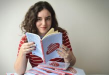 Rítmica marítima revela a força da água na poesia Rítmica marítima