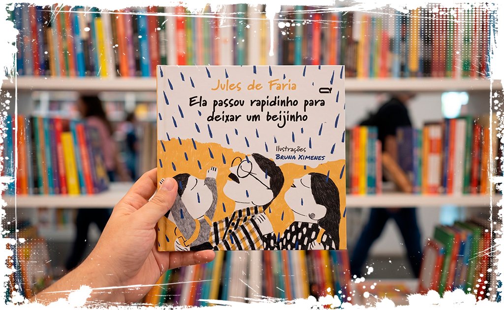 Ela passou rapidinho para deixar um beijinho